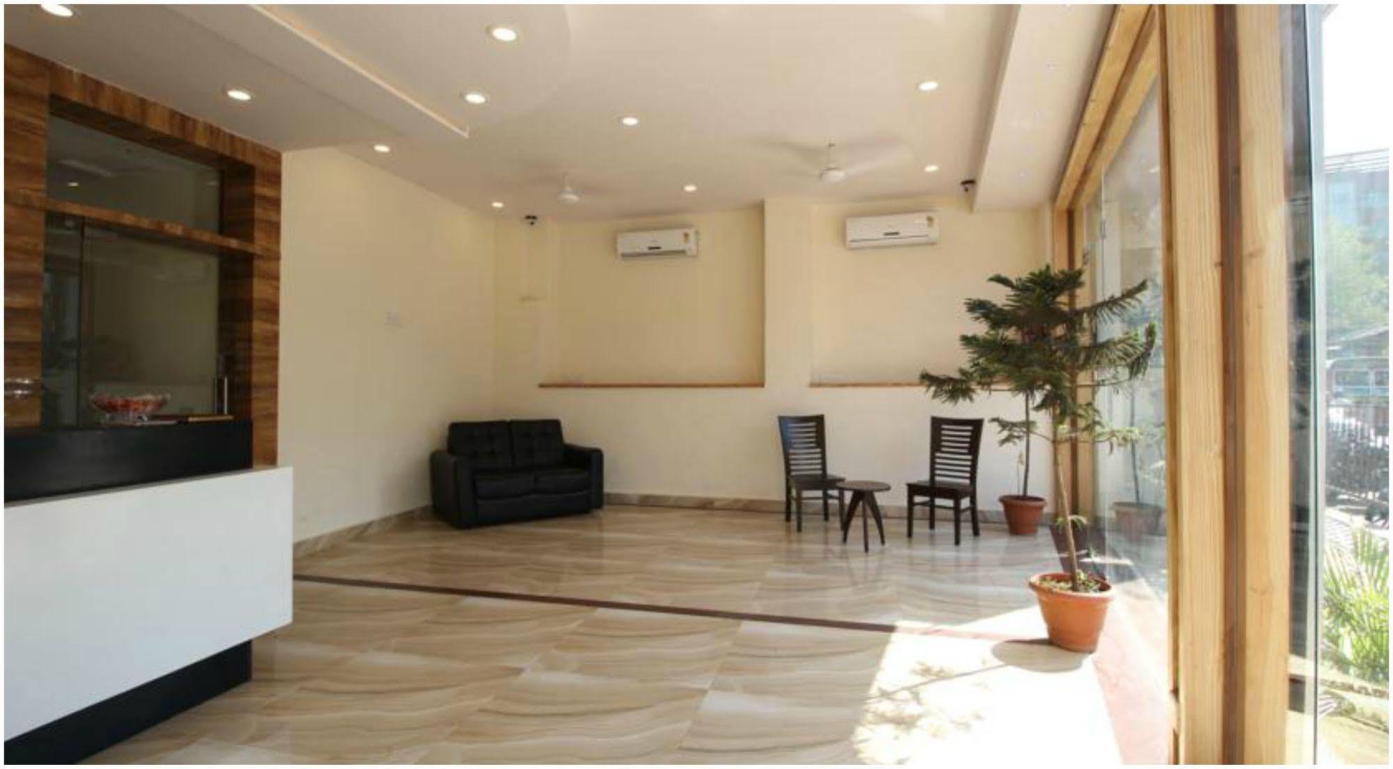 Treebo Trip Ashir Inn Mumbai Bagian luar foto