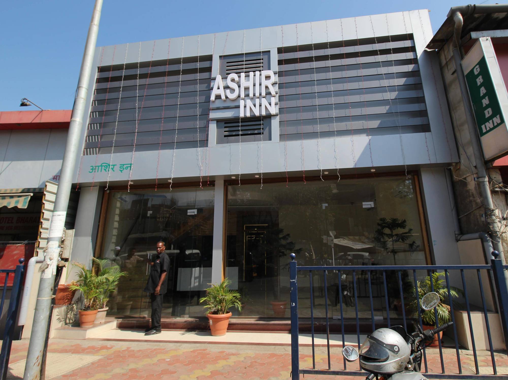 Treebo Trip Ashir Inn Mumbai Bagian luar foto