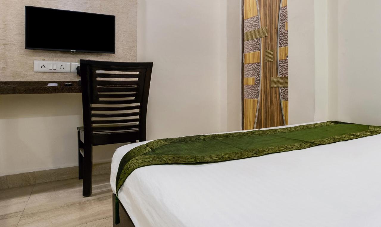 Treebo Trip Ashir Inn Mumbai Bagian luar foto